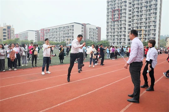 9b05802be6fb4eab996a767fab7d3a33.jpg
