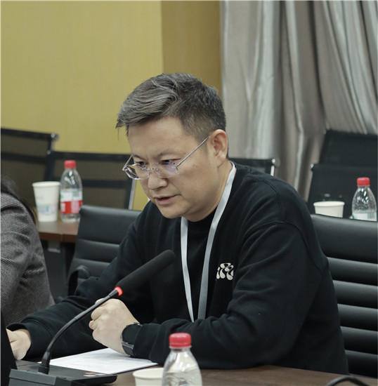 b3cdfc810d8f4019a8e5ab3d7032ee36.jpg